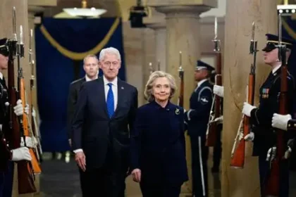 Hillary Clinton arriving to testify before House panel investigating Jeffrey Epstein case