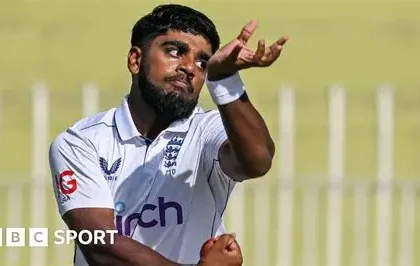 Rehan Ahmed celebrating a wicket for England in T20 World Cup