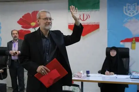 Ali Larijani with Iranian leadership during official meeting
