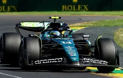 Aston Martin Formula 1 car struggling on track at Australian Grand Prix