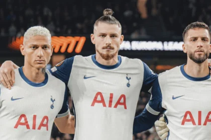 Tottenham Hotspur manager Igor Tudor during a Premier League match