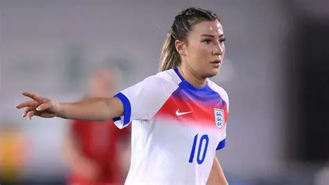 Erica Parkinson playing for England Under-19s