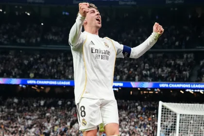 Federico Valverde celebrating after scoring a goal for Real Madrid against Manchester City.