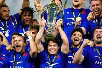 France rugby team in action against Scotland at Murrayfield