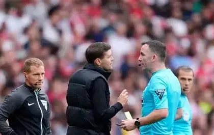 Arsenal players celebrate 1-0 Premier League win at Brighton amid controversy