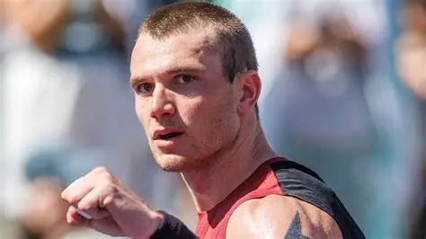 Jack Draper playing a forehand during Indian Wells tennis match
