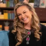 Mel Schilling with her husband and daughter, sharing a family moment amid her cancer battle.