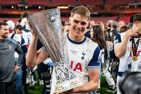 Micky van de Ven speaking during press conference about Tottenham commitment.