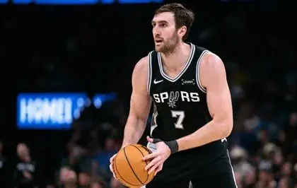 Atlanta Hawks players on court at State Farm Arena