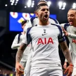 Tottenham Hotspur stadium empty with players training