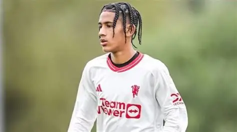 JJ Gabriel playing for Manchester United youth team during FA Youth Cup match