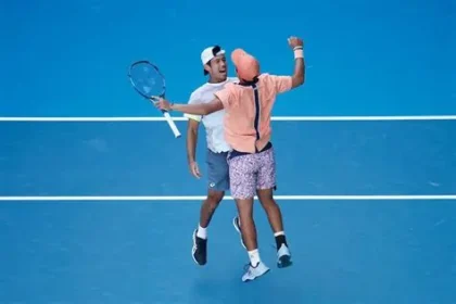 Tennis players leaving the court during the cancelled Fujairah ATP Challenger tournament