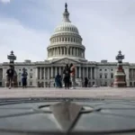 Long airport security lines during US shutdown due to TSA staff shortages