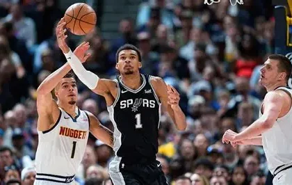 Victor Wembanyama celebrating after scoring for the San Antonio Spurs