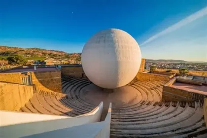 Teatro building in Gibellina with unfinished concrete architecture