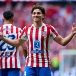 Julian Álvarez playing for Atlético Madrid in Champions League match