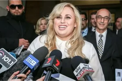 Sydney court during Rebel Wilson defamation case with Charlotte MacInnes.