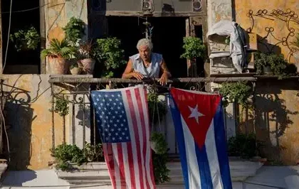 Cuban authorities escort prisoners during release in Havana