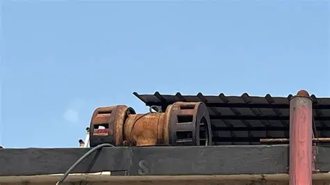 1959 Band Wagon Revue poster advertises Kumar Chunder Sen's jazz performance at Kolkata's Oberoi Grand hotel.