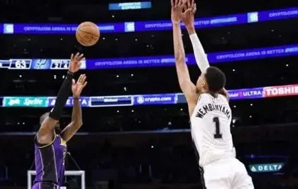 LeBron James scoring during Lakers playoff game