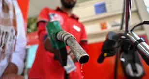 Oil price rises above $120