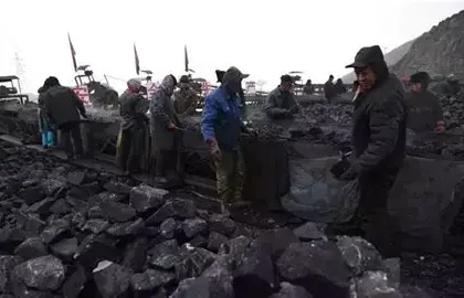 Chinese coal mine explosion rescue operation in Shanxi province