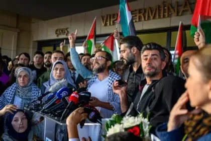 Gaza flotilla activists detained after Israeli naval interception