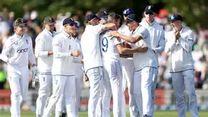 England move closer to win against New Zealand at Lord's Test