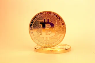 Bitcoin Lightning Network explained with payment channels routing and fast Bitcoin payments
