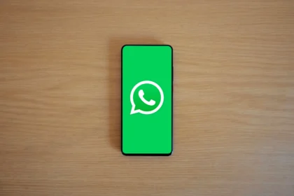 How WhatsApp makes money through business messaging Status ads WhatsApp Business subscriptions and paid marketing