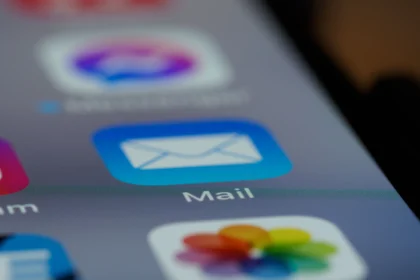Free email providers including Gmail Outlook Yahoo Proton Zoho iCloud AOL GMX Mail.com and Tuta and how they make money