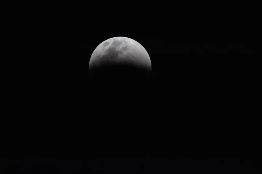What would happen to Earth if the Moon disappeared