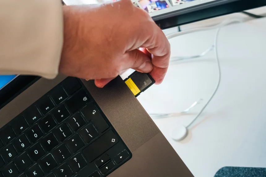 Laptops with SIM cards using 4G 5G eSIM Wi-Fi and mobile broadband