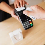 What happens if you never use a credit card and how it affects credit history